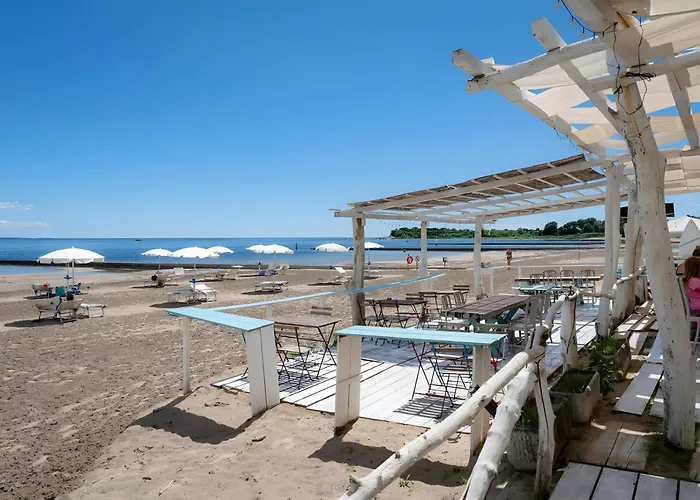 Szálloda Hotiday Marina 4*